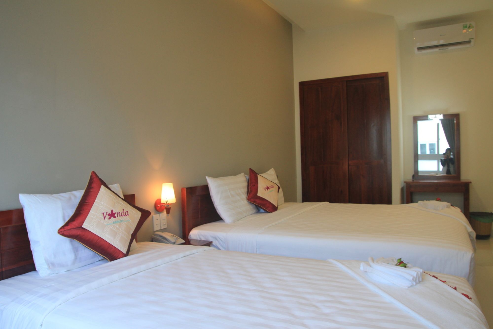 Vanda Hotel Phu Quoc Extérieur photo
